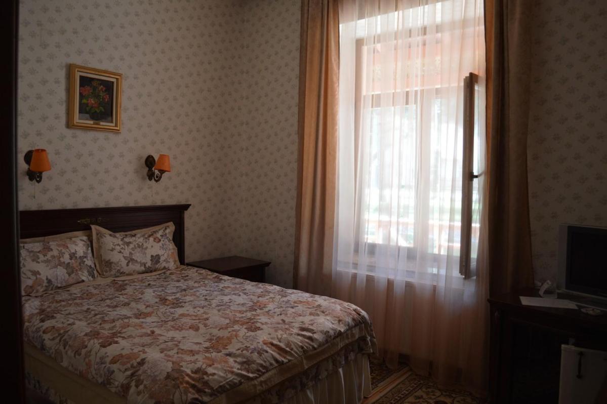ホテルVila Cerbul Albastru モネアサ エクステリア 写真