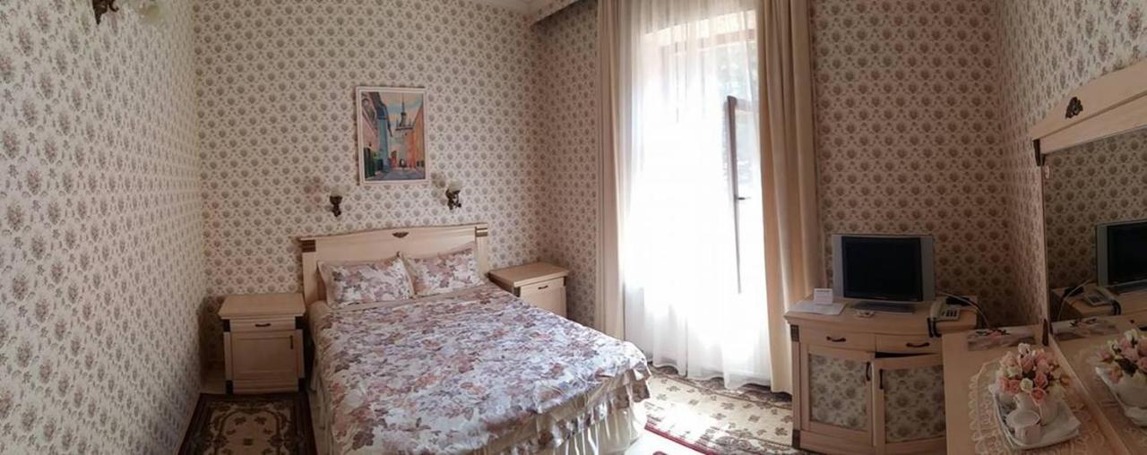 ホテルVila Cerbul Albastru モネアサ エクステリア 写真